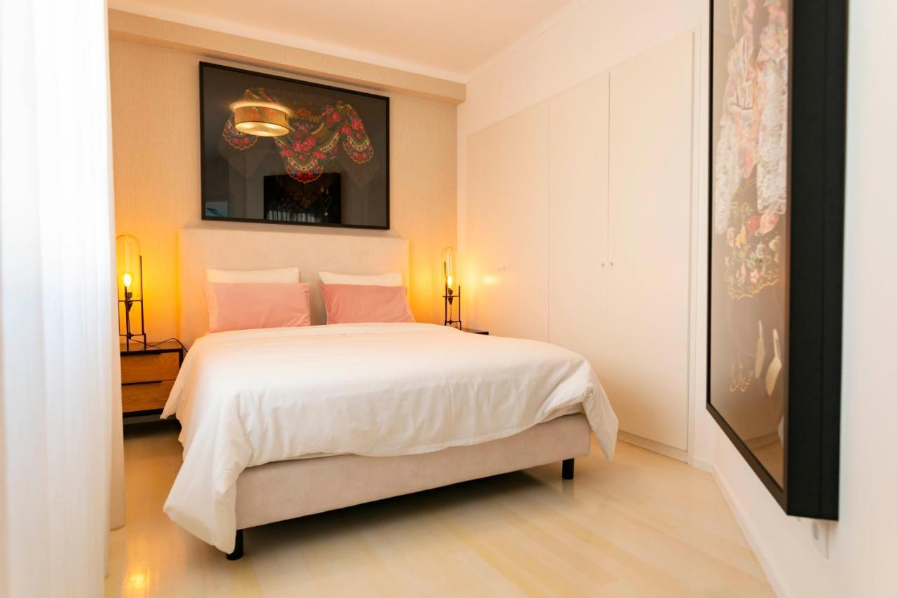 Donacamo Charming House Apartment Nazare Bagian luar foto