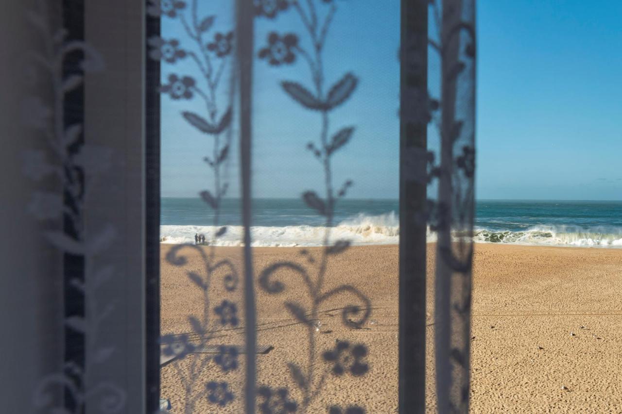 Donacamo Charming House Apartment Nazare Bagian luar foto