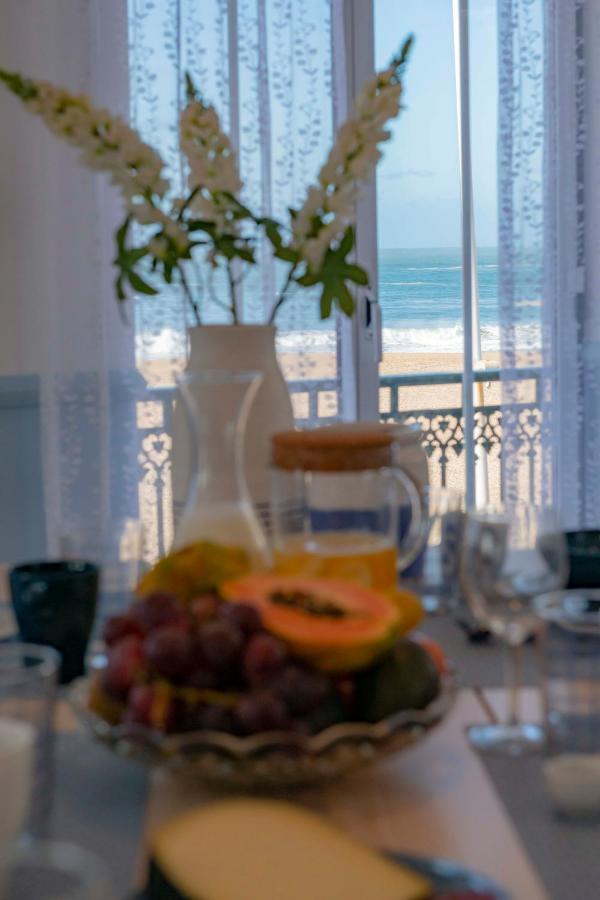 Donacamo Charming House Apartment Nazare Bagian luar foto