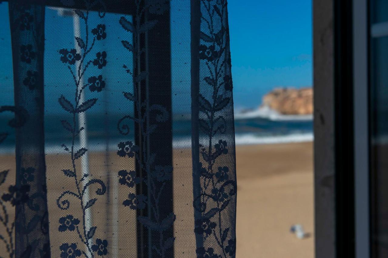 Donacamo Charming House Apartment Nazare Bagian luar foto